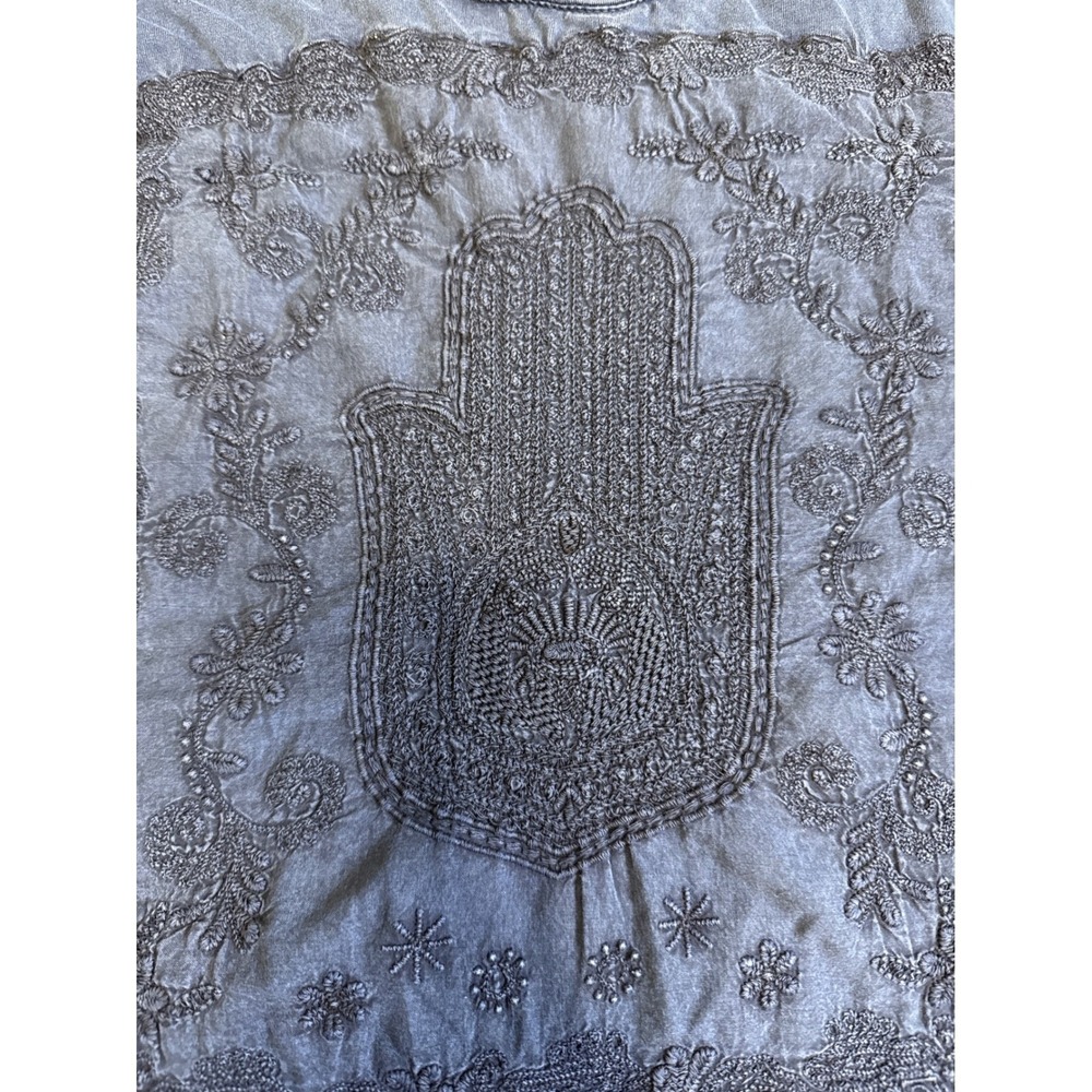 Lucky Lotus Womens Hamsa Embroidered T-Shirt Faded Blue Boho Spiritual Tee Large